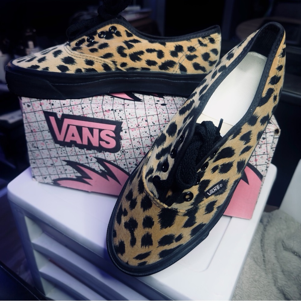 Rare VTG Vans Cheetah Print Velvet Shoes 90s Made in USA Original Branded Box